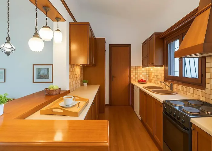 Paradise Found At Thalia's Poolside *